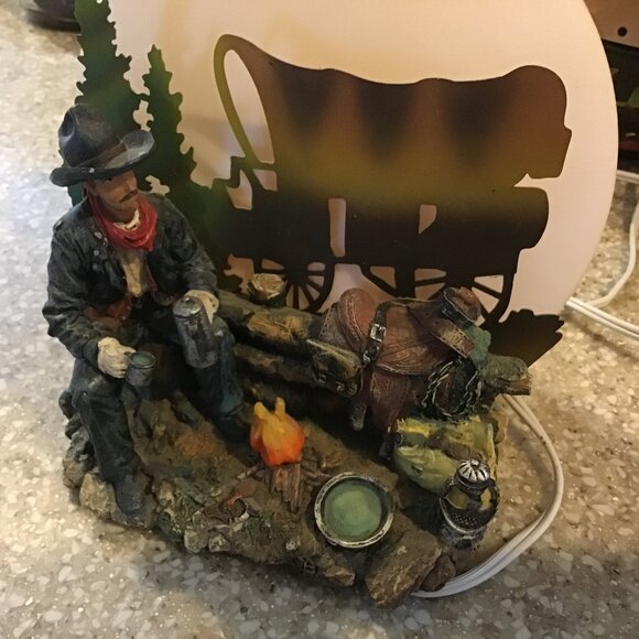 Vintage Western Cowboy Moonlight Bedside Table Lamp Night Light - Mancave Lamp - Picture 2 of 6